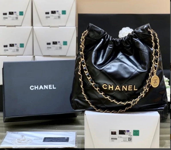 Chanel 22 Large Handbag 41cm Black