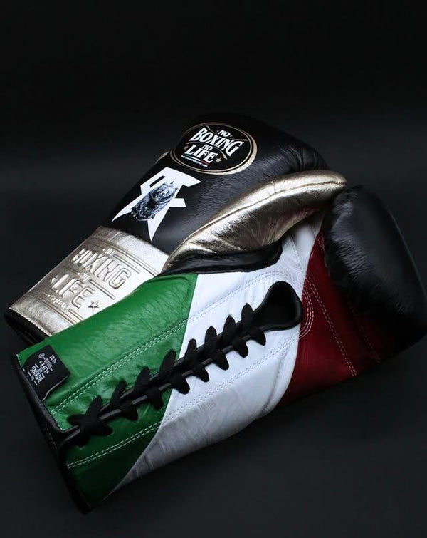 UKmets Parrot Green & White Lace-Up Boxing Gloves